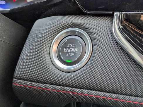 Used 2024 Chevrolet Colorado Z71 w/ Z71 Convenience Package 2 image 29