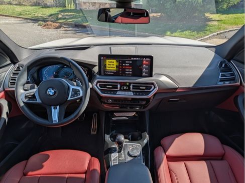 Used 2024 BMW X3 xDrive30i w/ M Sport Edition AWD/4WD image 32