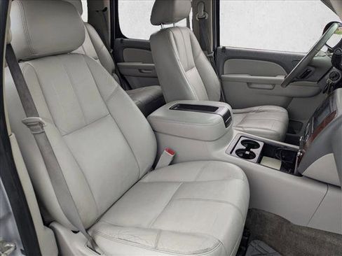 Used 2014 Chevrolet Tahoe LT image 21