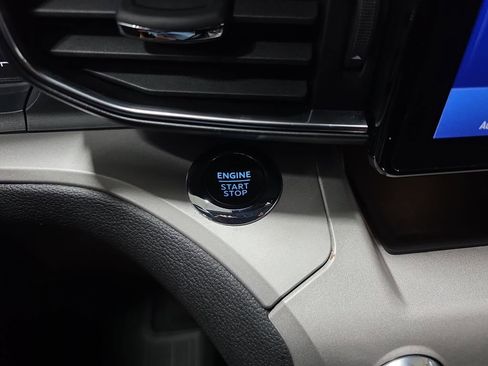 Used 2023 Ford Explorer XLT w/ Equipment Group 202A image 21