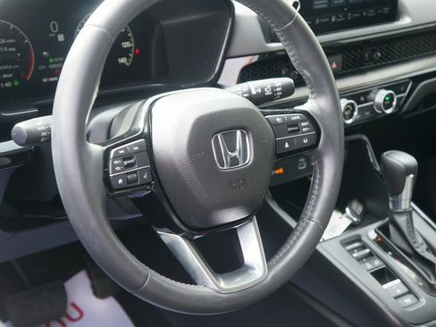 Used 2024 Honda CR-V EX-L image 13