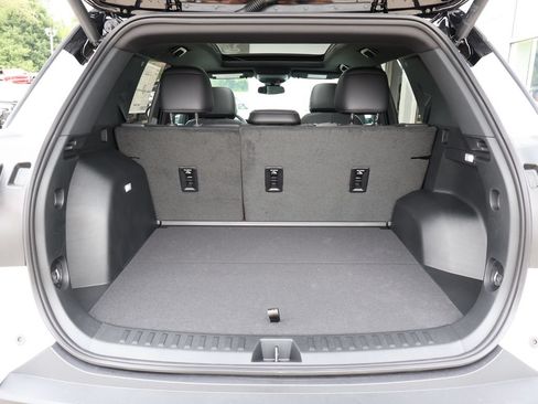 New 2027 GMC Terrain Elevation w/ Elevation Premium Package AWD/4WD image 30