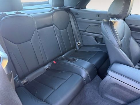 Used 2024 BMW M440i Convertible w/ Premium Package image 27