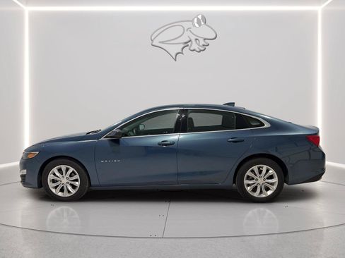 Used 2024 Chevrolet Malibu LT FWD image 2