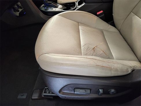 Used 2016 Hyundai Santa Fe Limited image 24