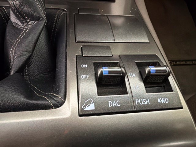Used 2017 Lexus GX 460 AWD/4WD image 24
