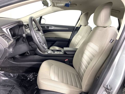 Used 2018 Ford Fusion S FWD image 14