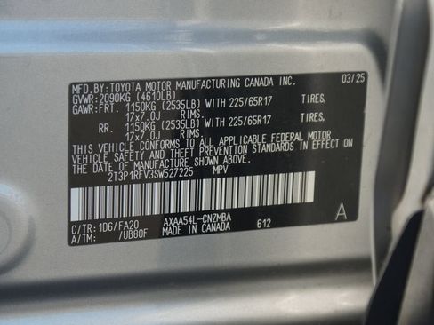 Used 2025 Toyota RAV4 XLE AWD/4WD image 26