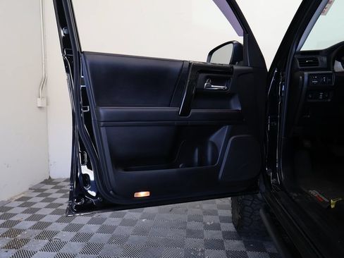 Used 2022 Toyota 4Runner TRD Pro AWD/4WD image 17