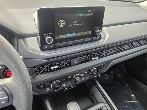 Used 2024 Honda Accord EX image 19