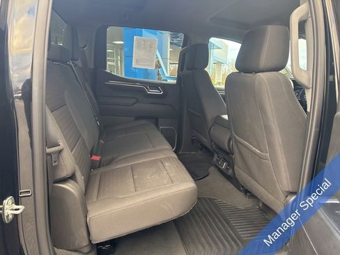 Used 2022 Chevrolet Silverado 1500 LT image 32