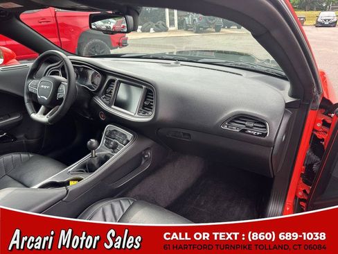 Used 2016 Dodge Challenger SRT Hellcat RWD image 26