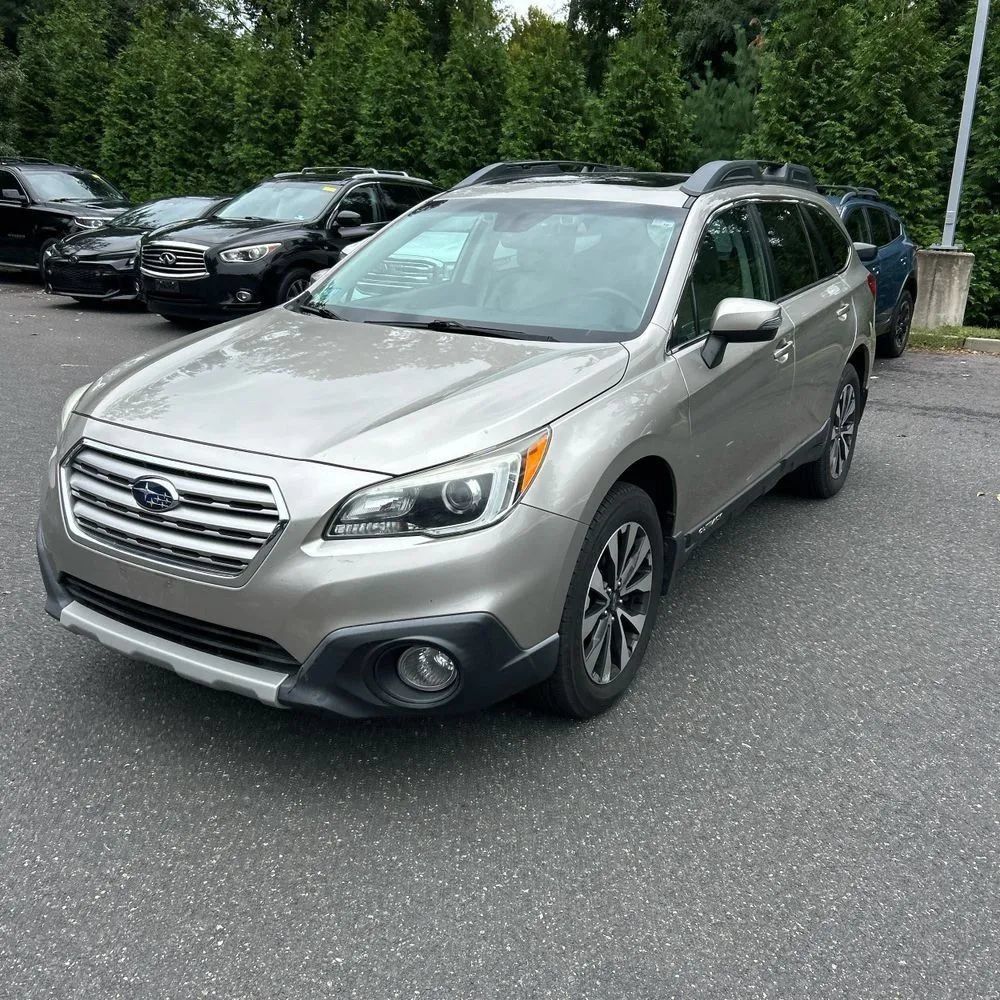 Used 2017 Subaru Outback 2.5i Limited AWD/4WD image 1