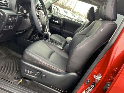 Certified 2022 Toyota 4Runner TRD Off-Road Premium image 18