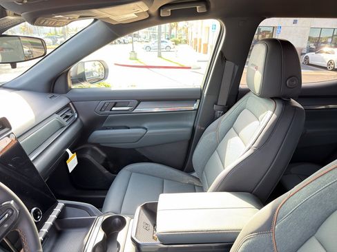 New 2026 GMC Terrain AT4 image 15