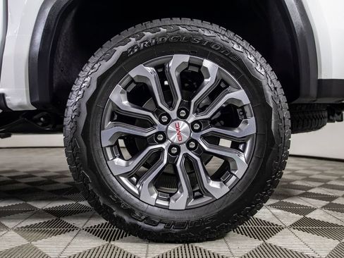 Used 2026 GMC Canyon Denali AWD/4WD image 43
