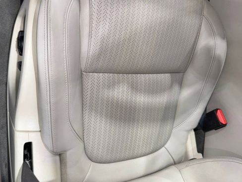 Used 2016 Jaguar XF Prestige image 81