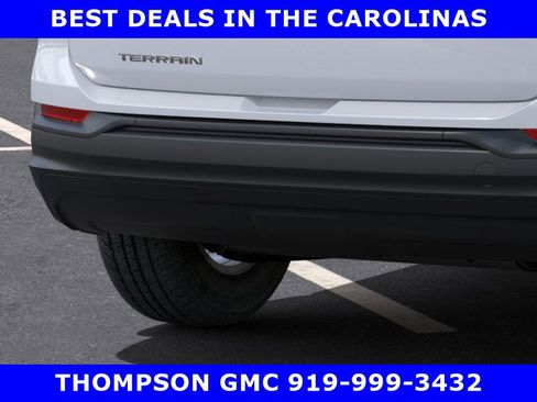 New 2023 GMC Terrain SLE FWD image 17