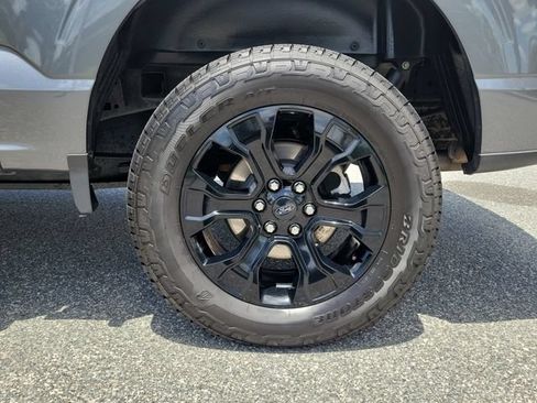 Used 2022 Ford F150 Lariat w/ Equipment Group 502A High AWD/4WD image 5