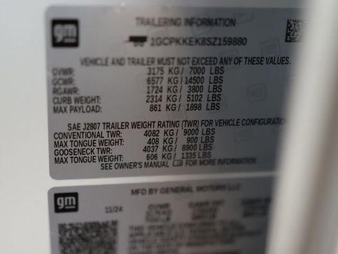 Used 2025 Chevrolet Silverado 1500 LT image 37