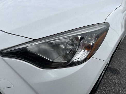 Used 2018 Toyota Yaris iA image 10