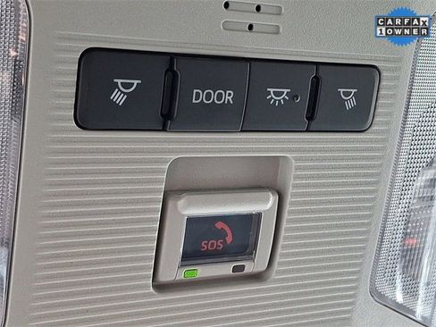 Used 2025 Toyota RAV4 XLE image 27