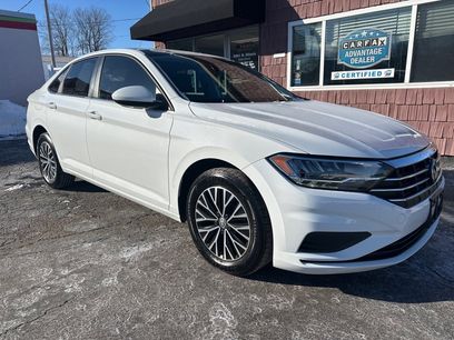 Used 2019 Volkswagen Jetta SE w/ Cold Weather Package