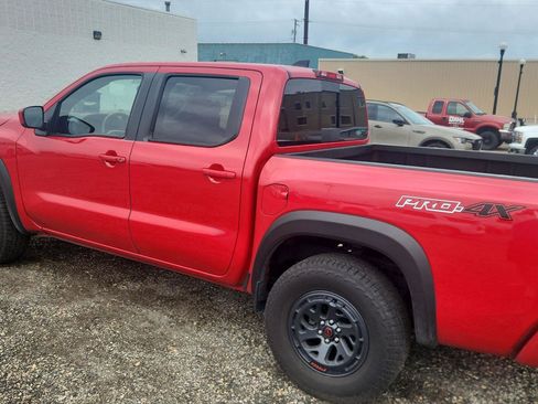 Used 2026 Nissan Frontier PRO-4X AWD/4WD image 5