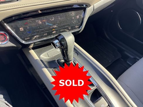 Used 2019 Honda HR-V EX-L image 16
