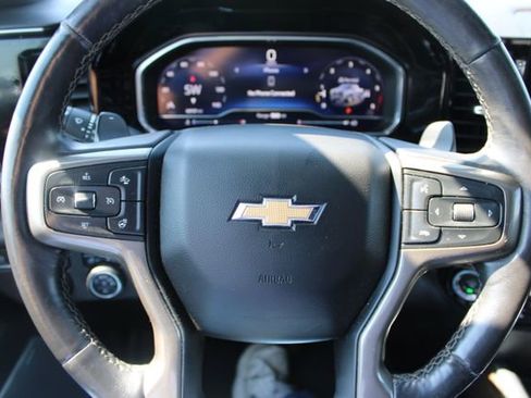 Used 2022 Chevrolet Silverado 1500 High Country w/ High Country Premium Package AWD/4WD image 22