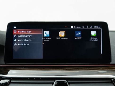 Used 2023 BMW 540i xDrive w/ M Sport Package image 32