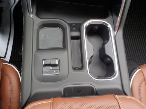 New 2026 GMC Sierra 2500 Denali Ultimate AWD/4WD image 49