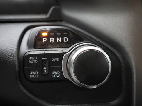 Used 2020 RAM 1500 Big Horn AWD/4WD image 42