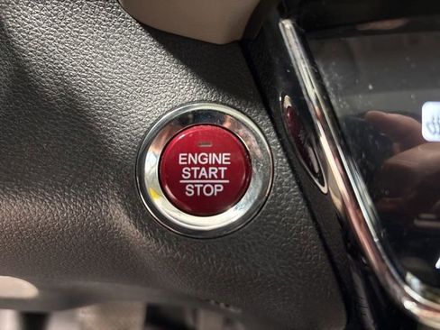 Used 2018 Honda HR-V EX-L image 27
