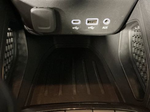 Used 2023 Chevrolet TrailBlazer RS w/ Convenience Package image 27