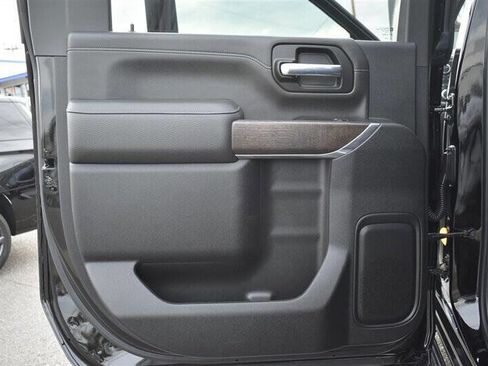 Used 2022 GMC Sierra 2500 Denali w/ Denali Ultimate Package image 23