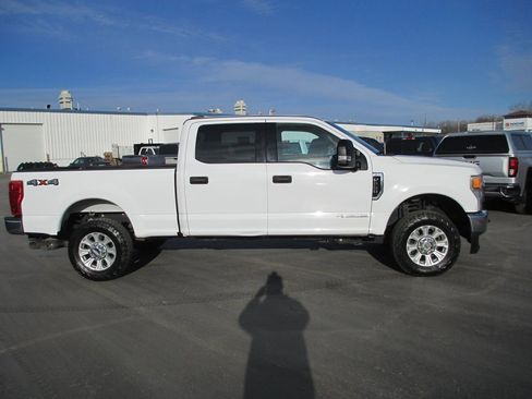 Used 2021 Ford F250 XLT image 3