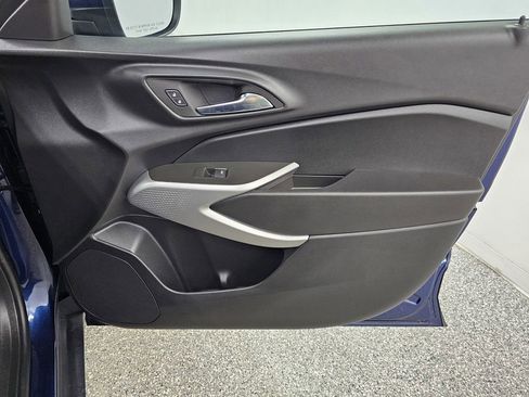 Used 2024 Chevrolet Trax LS w/ LS Convenience Package FWD image 22