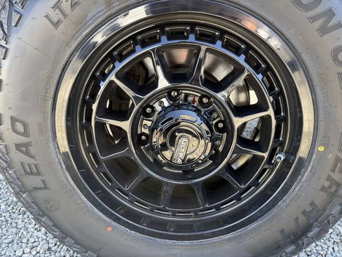 Used 2019 Ford F350 XL w/ Power Equipment Group AWD/4WD image 9
