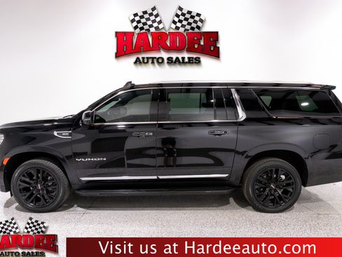 Used 2021 GMC Yukon XL SLT w/ SLT Premium Package AWD/4WD image 1