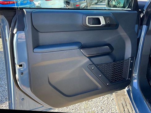Used 2024 Ford Bronco Outer Banks image 15