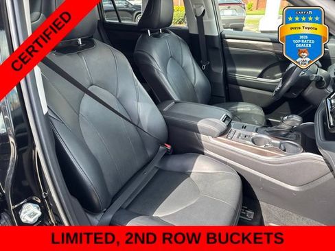 Certified 2021 Toyota Highlander Limited FWD image 13