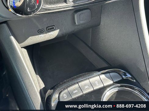 Used 2024 Buick Encore GX Preferred AWD/4WD image 26