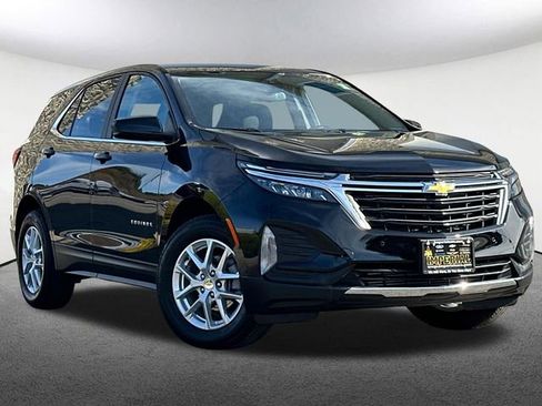 Used 2024 Chevrolet Equinox LT AWD/4WD image 2