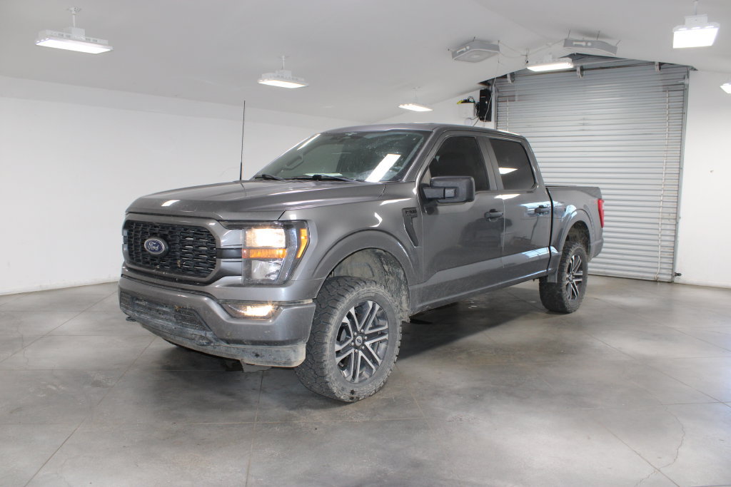 Used 2023 Ford F150 XL w/ STX Appearance Package AWD/4WD image 4