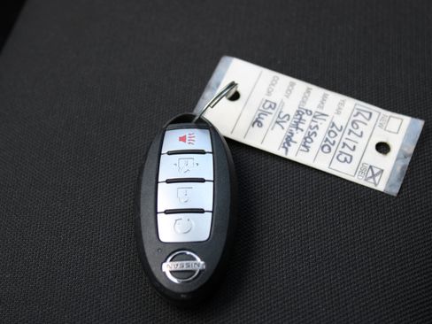 Used 2020 Nissan Pathfinder SV AWD/4WD image 38