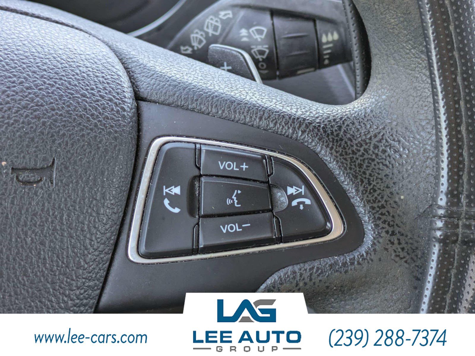 Used 2017 Ford Escape SE FWD image 22