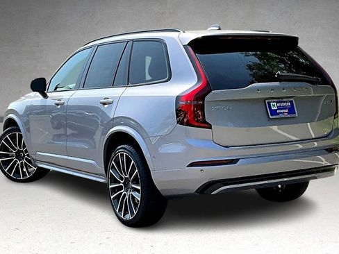 New 2026 Volvo XC90 B6 Ultra w/ Protection Package image 3