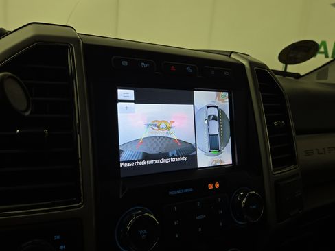Used 2020 Ford F250 Lariat w/ Tremor Off-Road Package AWD/4WD image 22