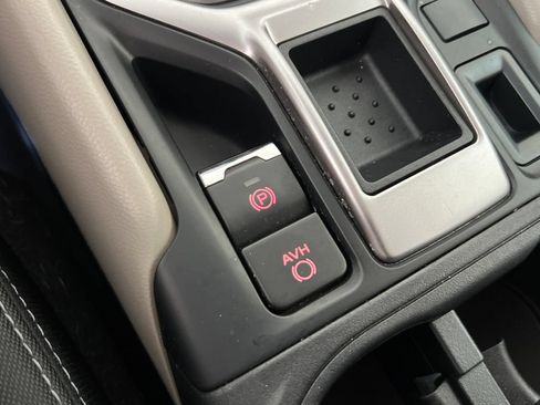 Certified 2023 Subaru Forester AWD/4WD image 30